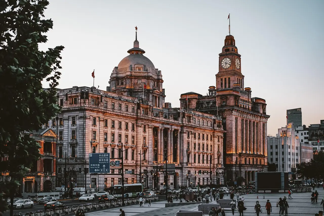 CZ Asks If Solana Knew China’s Rules After Its Shanghai Event Stalls - BeInCrypto