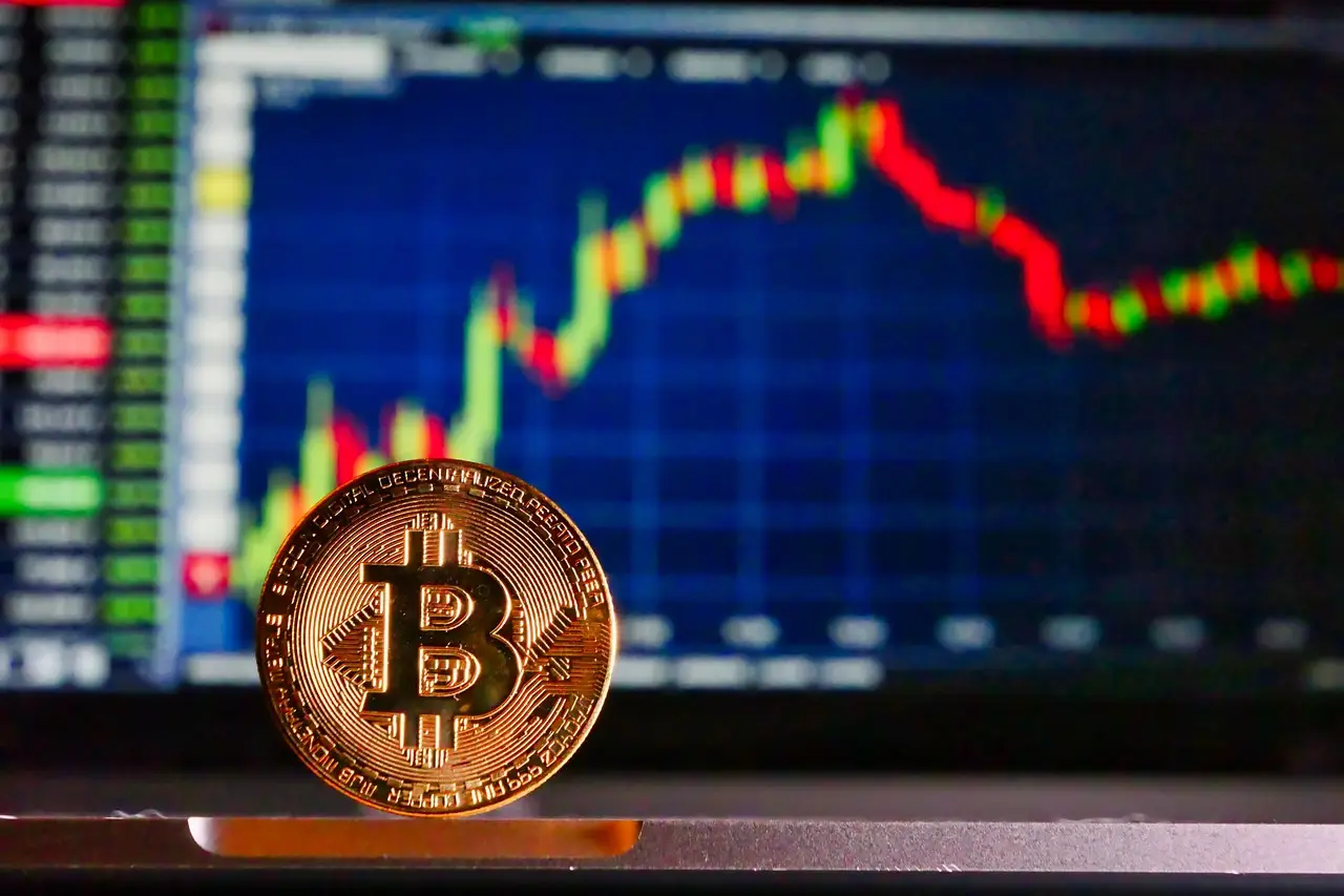 Crypto Biz: Wall Street closes at 4. Tokenized stocks keep trading